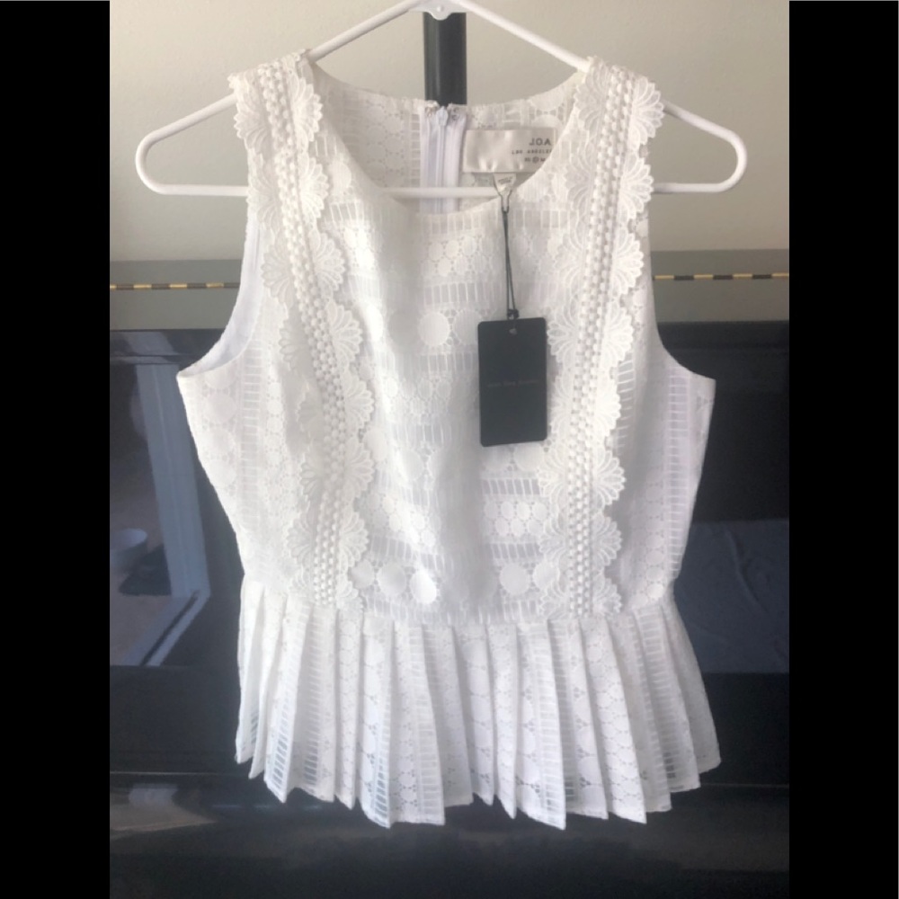 White cropped lace top